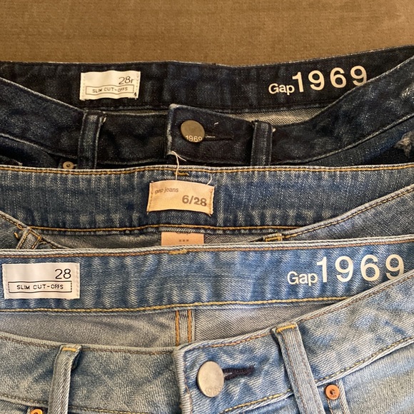 Gap size 28/6 jean shorts lot - Picture 5 of 5